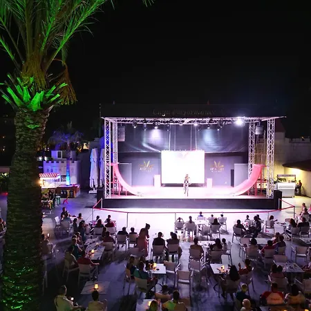 Aydinbey Famous Курортный комплекс 5*