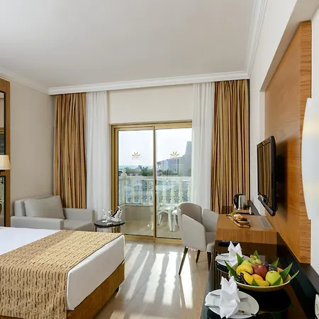 Aydinbey Famous 5* Белек
