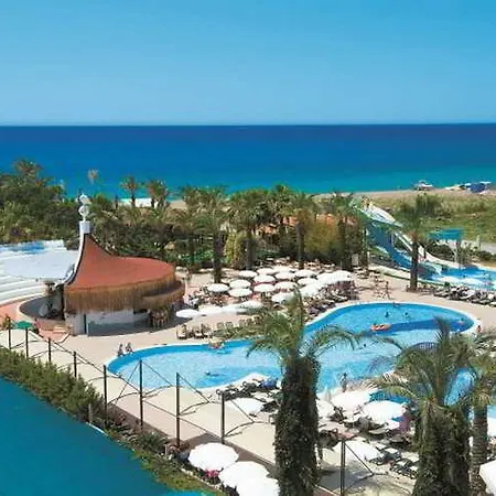 Aydinbey Famous Resort