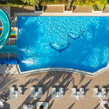 Feriested Aydinbey Famous 5*